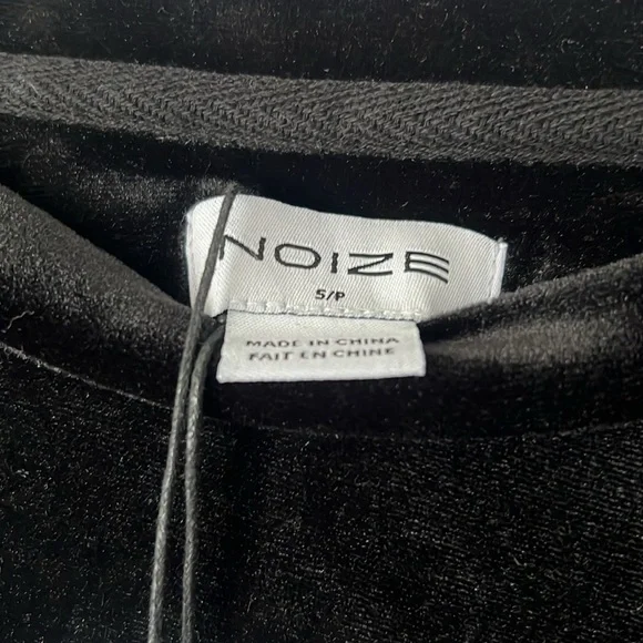 NOIZE BLACK VELVET EDITH SWEATSHIRT - Picture 2 of 3